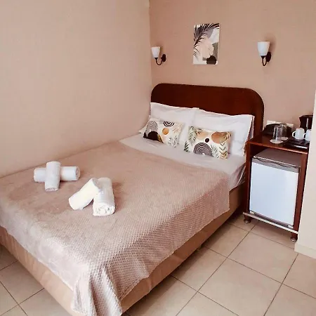 Hotel Strimoniko